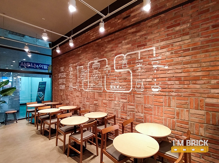 古旧红砖自然面店铺案例